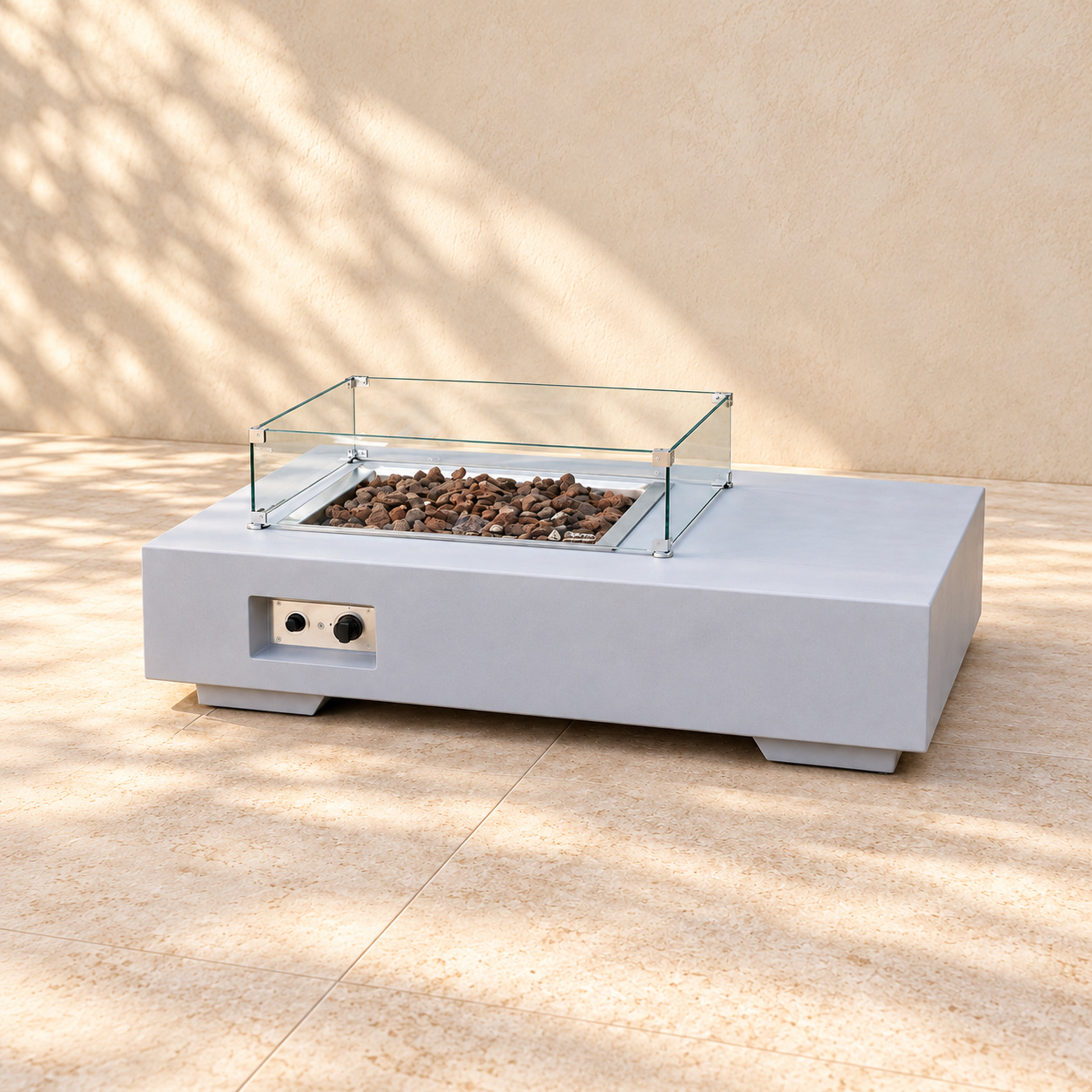 Fire Table 04 — צילום מוצר על רקע קרם