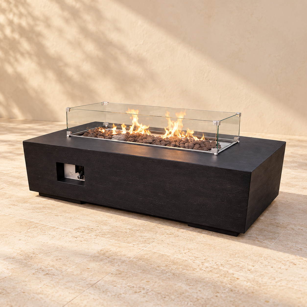 Fire Table 09 — צילום מוצר על רקע קרם
