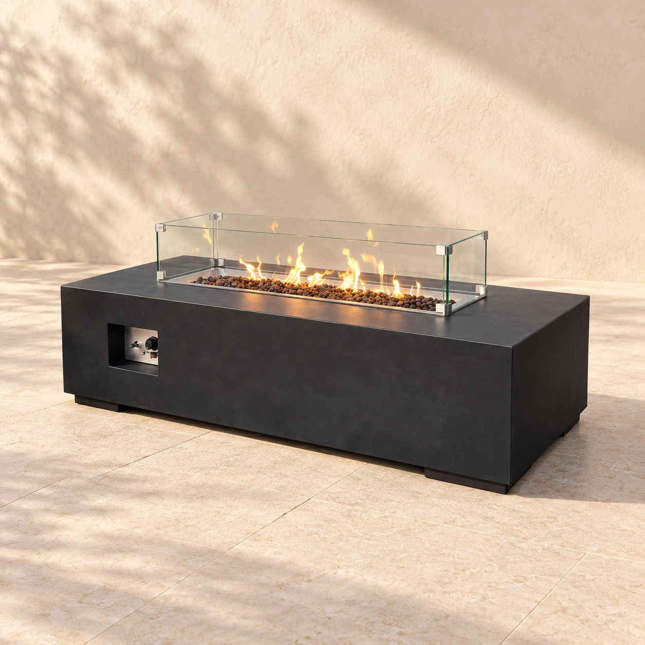 Fire Table 10 — צילום מוצר על רקע קרם