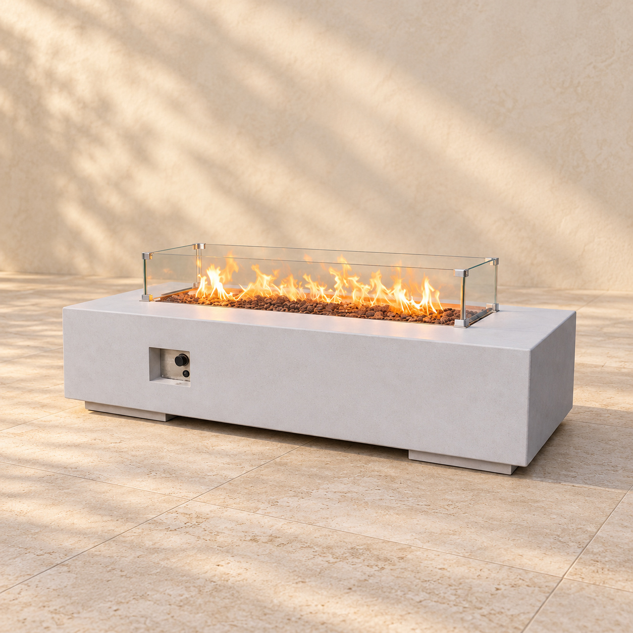 Fire Table 12 — צילום מוצר על רקע קרם