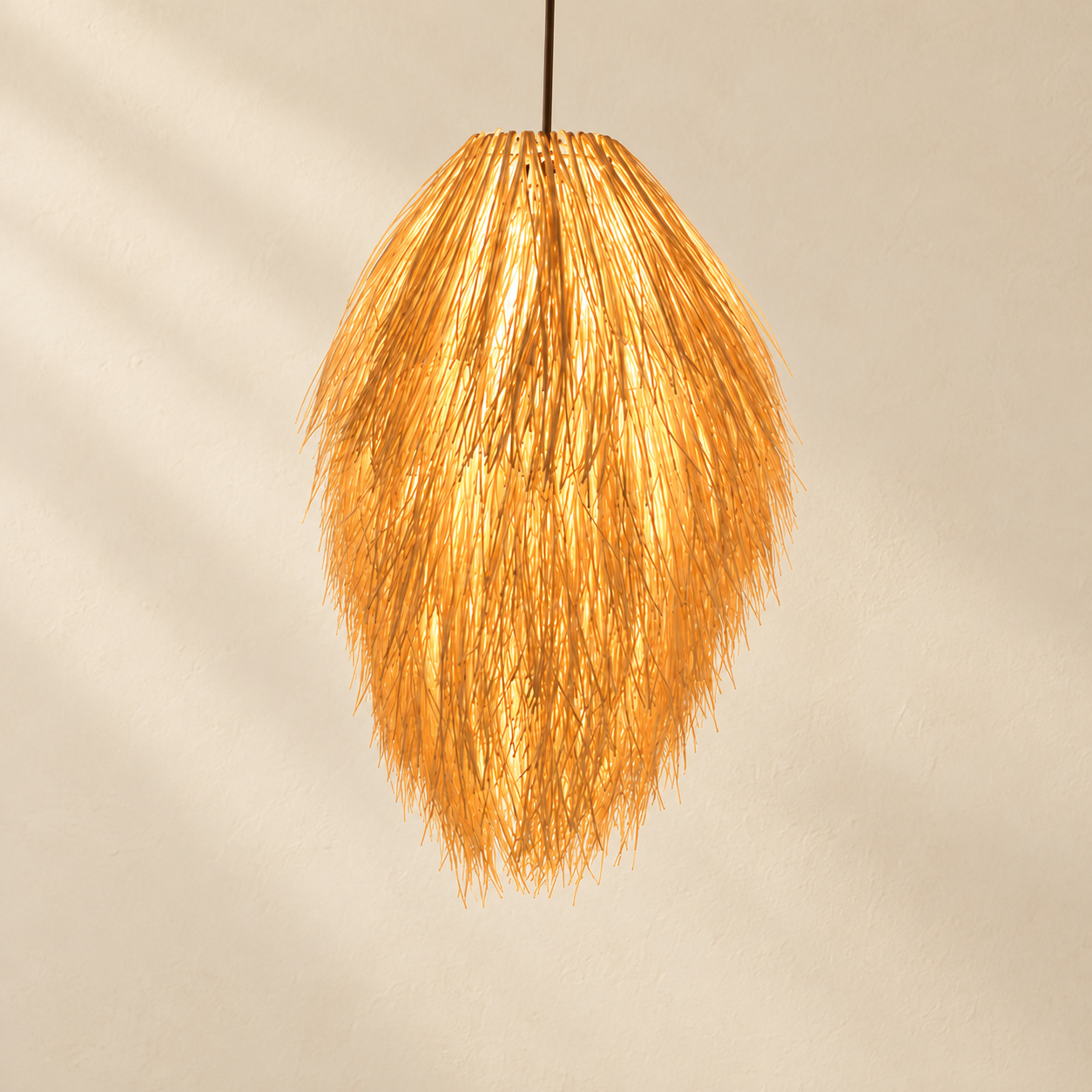 Woven Light L4 · תאורה קלועה
